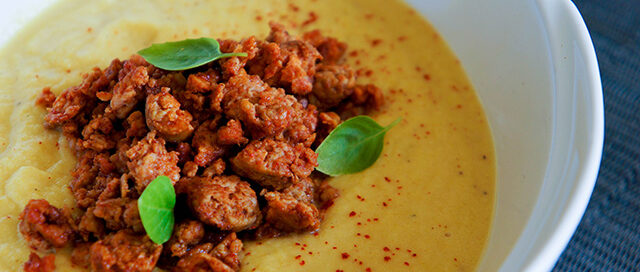 golden-soup-with-chorizo-2-640