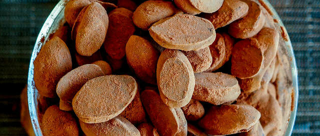 Edible Holiday Gifts: Nuts