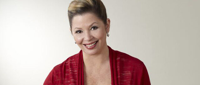Chef Daisy Martinez Headshot