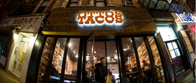 ottos_ext_night-main