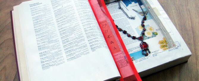 Secret Love: DIY Valentine's Day Book Safe