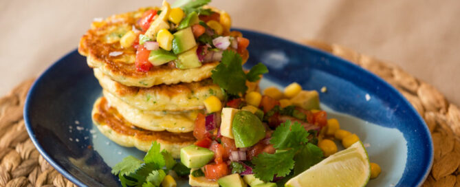 jj-sweetcorn-pancakes-with-tomavo-salsa-gd7a2146