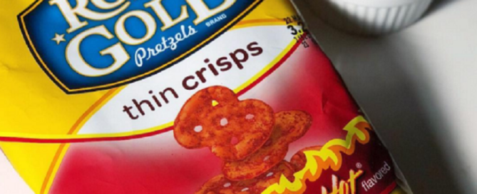 rold gold flamin hot thin crisps
